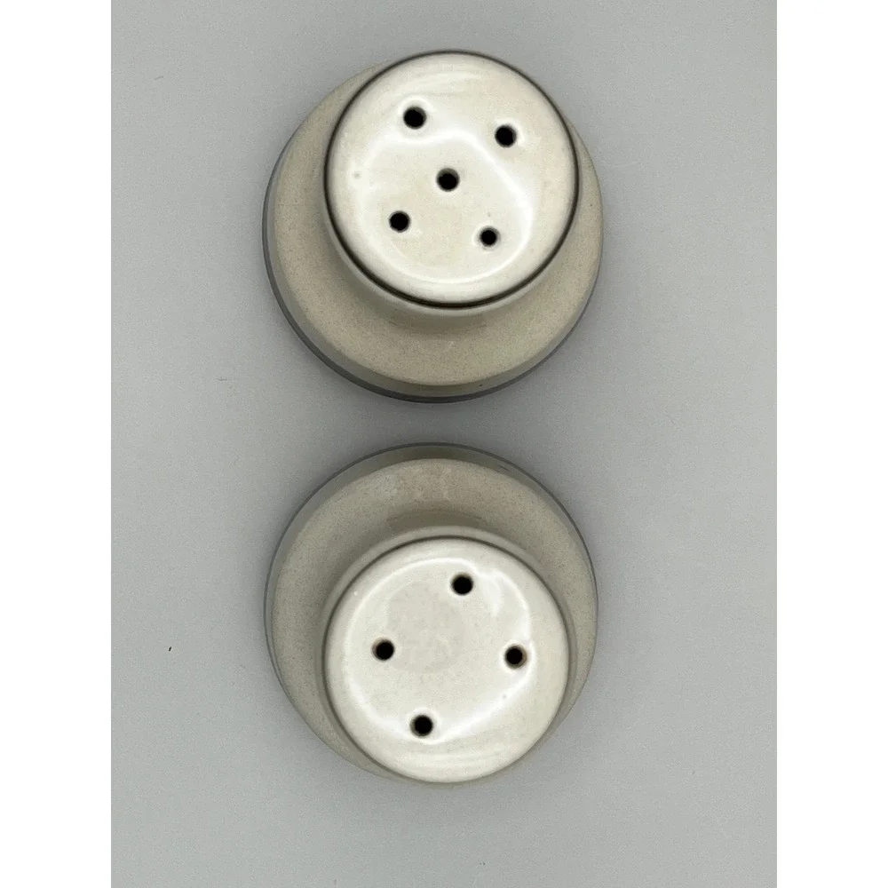 Vtg Mid Century Modern Stoneware‎ Salt & Pepper Shakers Beige Brown Banded 4